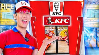 ผมเปิดร้าน KFC ไม่ลับ ให้เพื่อนๆกลางสตูHIEND [upl. by Nauqan498]