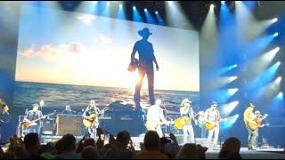 Kenny Chesney amp Old Dominion Live  Save It For A Rainy Day [upl. by Oirobil]