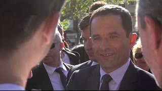 Benoît Hamon  Voici lespoir invincible qui manime [upl. by Aohsoj]