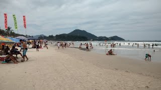 Ubatuba SP ao vivo Brasil Feriado prologado turistas curtindo a praia [upl. by Norrek]