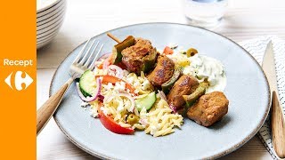 Rundsbrochette met tzatziki en Griekse salade [upl. by Elizabet]