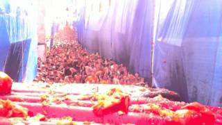 TOMATINA SPAIN 2011 INSIDE From the truck BUÑOL Valencia [upl. by Ntsuj]