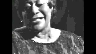 Ella Fitzgerald  Mack The Knife [upl. by Mcnamara962]