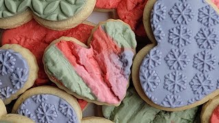 The Best Easy Rolled Buttercream Recipe [upl. by Pinto213]