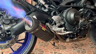 Yamaha MT09 2020 with Akrapovic Racing Line Carbon Full Exhaust System [upl. by Ressler]