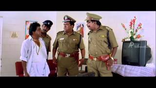 Ennamma Kannu Tamil Movie Scenes  Kovai Sarala Beats Vadivelu  Sathyaraj  Devayani  Deva [upl. by Gnov]