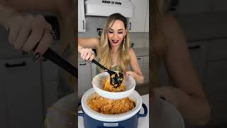 Viral Mac amp Cheese Crockpot Dinner Recipe [upl. by Michele]