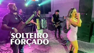 MARY e TÚLIO  Solteiro Forçado COVER ao vivo [upl. by Kronick215]