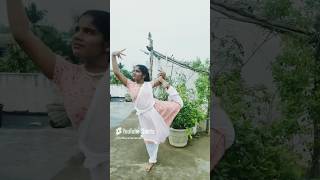 Bharatha vedamuga  dance cover SinthiyaVeeramani devisriprasad kschithra trisha [upl. by Rolyab]