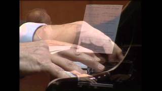 Pollini  Stockhausen  Klavierstück IX Live 2002 [upl. by Nortal847]