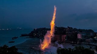 Chinese artist creates stairway to heaven fireworks CCTV English [upl. by Buell39]