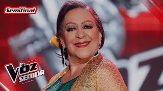 Gloria Elena canta Volver en la semifinal  La Voz Senior 2022 [upl. by Harriett216]