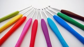 Clover Amour Crochet Hooks Review [upl. by Dasha]