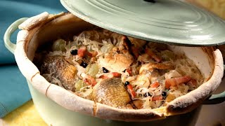 Recette  Pintade à la choucroute en cocotte [upl. by Ytisahcal]