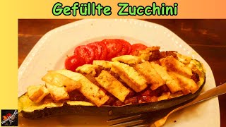 Gefüllte Zucchini Schiffchen mit Hackfleisch Tomaten und Feta aus dem Backofen [upl. by Randie632]