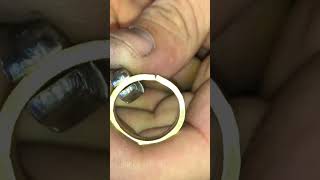 Anillos de matrimonio en oro 10 kilates sólido fabricadas a medida [upl. by Joon]