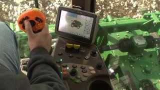 John Deere GoCotton CP690 Reacting to a Row Unit Plug [upl. by Dumm]