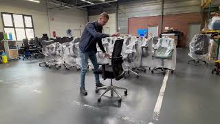 Het instellen van bureaustoel Jetchair 45 [upl. by Yrovi]