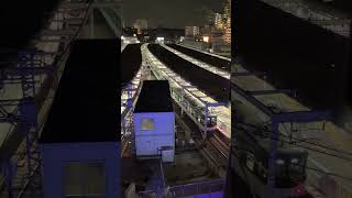 枚方モール5階テラスから枚方市駅ホームの京阪電車が発車する夜景の様子を撮ってみた shorts [upl. by Natlus130]