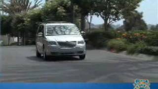 2008 Chrysler Town amp Country Review  Kelley Blue Book [upl. by Rodney907]