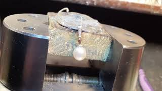 making a pendant  pearls gold diamonds [upl. by Ut]