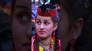 How kalash girls marrying kalash larkian shadi kaise krte hain kalash valley kalash marriage style [upl. by Groscr]