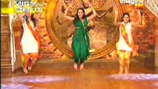 Nache Le Ve  Aaja Nachle part 2 [upl. by Ahsram509]