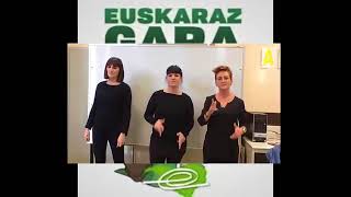 Euskal Herrian Euskaraz Zeinu Hizkuntzaz [upl. by Onivla]