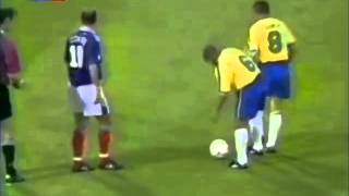 Roberto Carlos Gool  Roberto Carlos Amazing Goal [upl. by Urd]