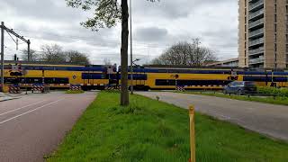 Spoorwegovergang Purmerend Overwhere  Dutch railroad crossing [upl. by Nepsa]