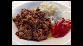 Goulash recept uit de slowcooker  NLBE  Plezierindekeukennl [upl. by Orlan977]