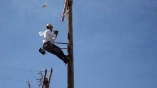 2010 19th Lone Star Lineman Rodeo  Egg Pole Climb [upl. by Moncear]