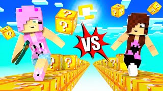 Minecraft Lucky Block  COMPETIÇÃO FILHA vs MÃE [upl. by Aicertap]