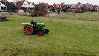 Deutz F1L514 met Vicon B75 pendelstrooier [upl. by Dagall368]