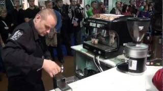 Barista Stano Cibula připravuje 20x espresso na cas [upl. by Garnette73]