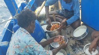 பார் நண்டு சமையல் கடலுக்கு சமைக்க மட்டுமே போறோமா  mookkaiyur meenavan [upl. by Atrebor676]