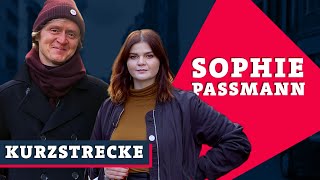 Sophie Passmann radikalisiert sich im Pralinenladen  Kurzstrecke mit Pierre M Krause [upl. by Llerdnad]