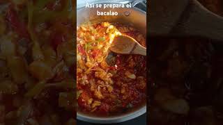 Bacalao guisado con habichuelas blancas y arroz blanco [upl. by Wie]