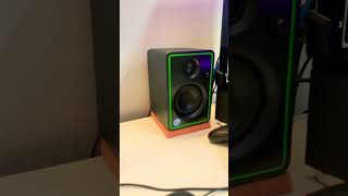 Mackie cr3x studio monitor test Crazy bass [upl. by Ateloj]