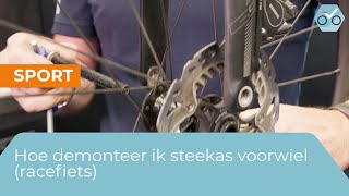 Hoe demonteer ik een steek as van een voorwiel racefiets 123 [upl. by Atipul859]