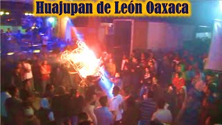 Huajuapan de Leon Oaxaca Quema de TORITOS en al Palacio Municipal [upl. by Eihpos]