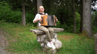 Franziska Pauli  Kufsteinlied Steirische Harmonika [upl. by Jemmie]