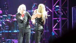 Islands in the Stream live  Barry Gibb Brisbane 2013 [upl. by Eural]