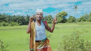 DEDE KAWITRY  Mahatsiaro ny ambanivolo  Nouveauté Clip Gasy 2023 [upl. by Alomeda]