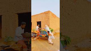 Sabzi Waly Ne Bachy Ki Madad Kitrending ytshorts allahkimadad shorts viralvideo [upl. by Elke]