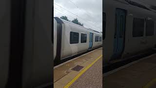 Knebworth Railway Station Train [upl. by Fabrin641]