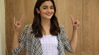 Alia Bhatt Plays Truth Or Truth [upl. by Blasien571]