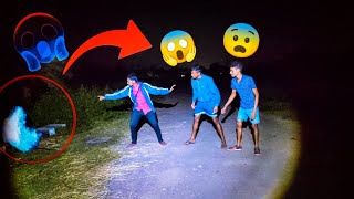 ghost in real life on road 😱ghost on road at night in india😱 pareshan boys ghost hunting video 😱😱 [upl. by Moore218]