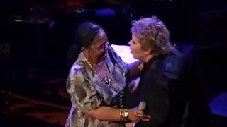 Dimitra Galani  Cesaria Evora  Um Pincelada Live [upl. by Annagroeg966]