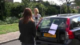 20130827 Gerechtsdeurwaarder vangt bot bij politie [upl. by Avie]